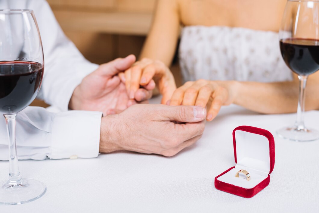 Jak wybrać idealne obrączki na ślub? – poradnik dla przyszłych małżonków