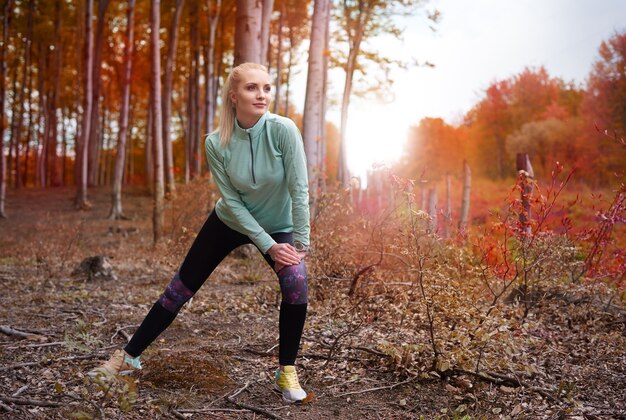 Naturalne sposoby wspierania zdrowia stawów i poprawy ich elastyczności